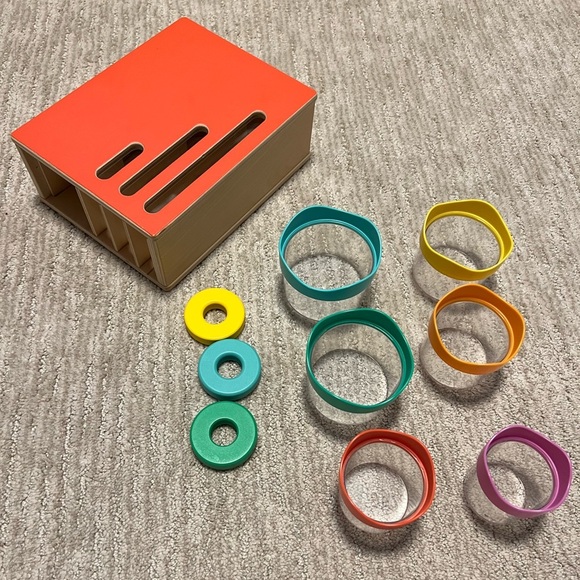 LOVEVERY toys lot set - Picture 1 of 6